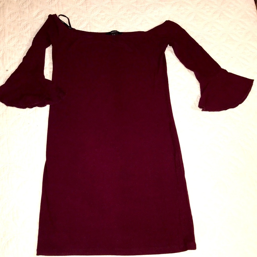 Forever 21 off the shoulder Size M Maroon dress